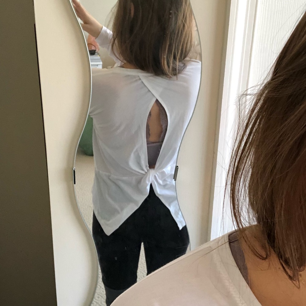 Athleta Keyhole Lightweight, Open Back Workout Top